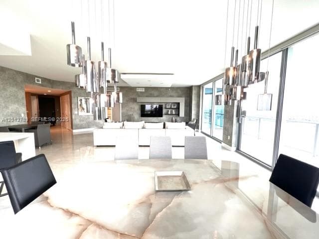 17111 Biscayne Blvd 2102 photo 10