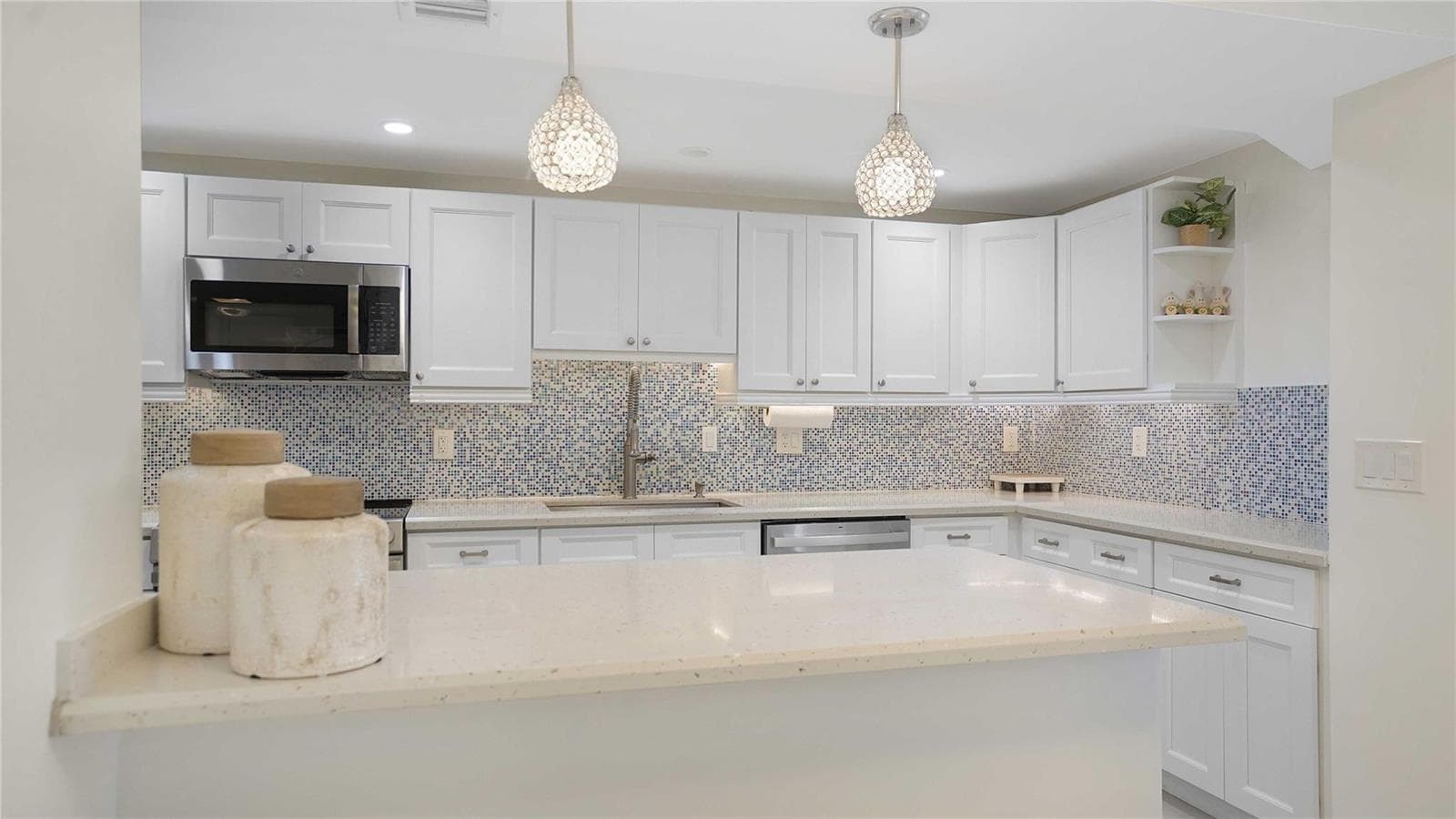 3430 Galt Ocean Drive 802 photo 5