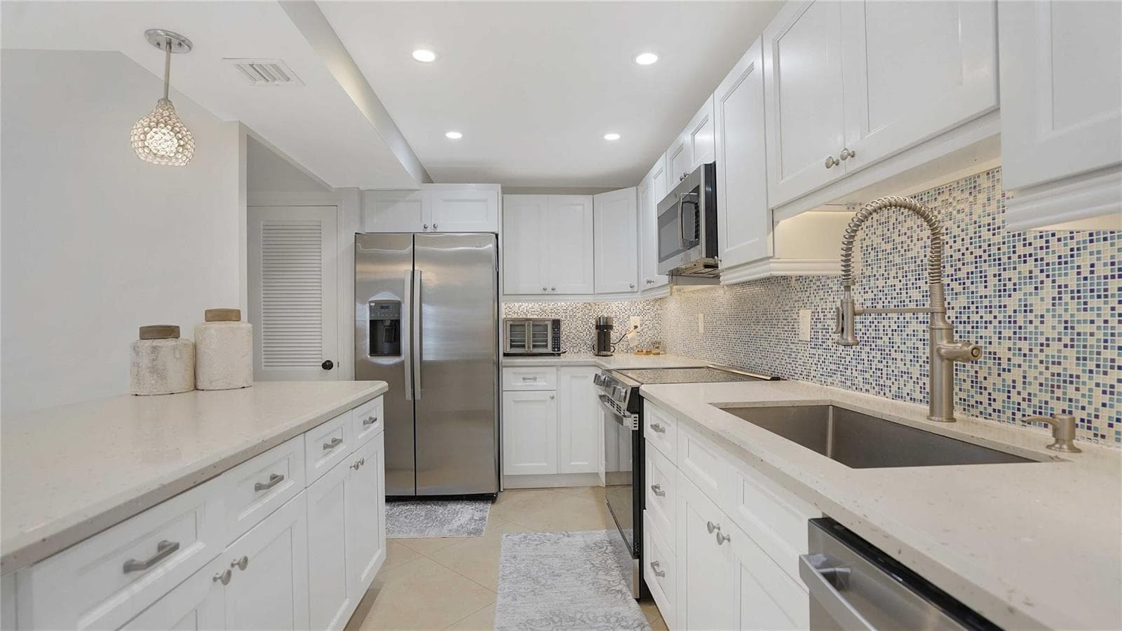 3430 Galt Ocean Drive 802 photo 19