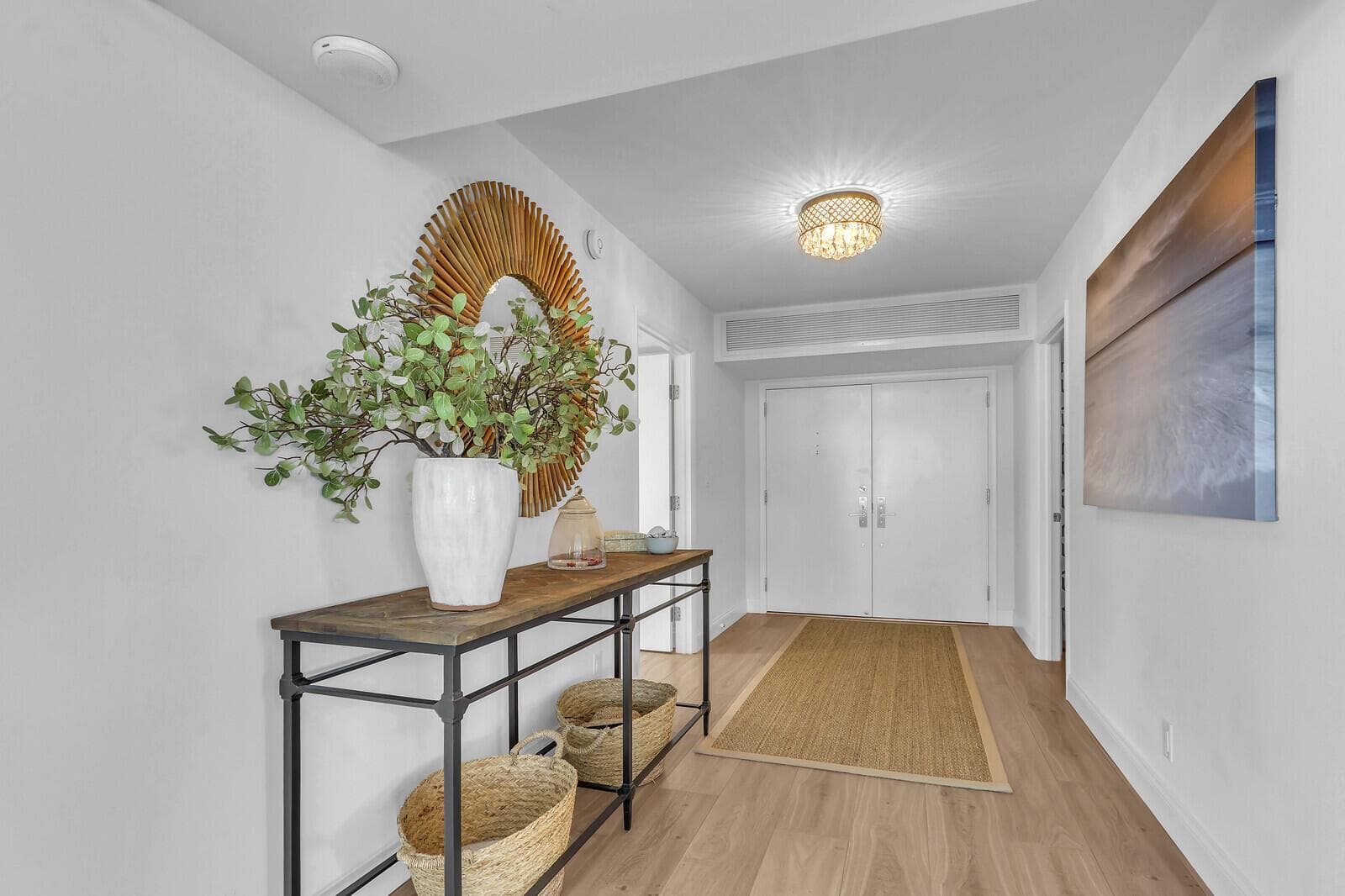5380 N Ocean Drive 18j photo 2