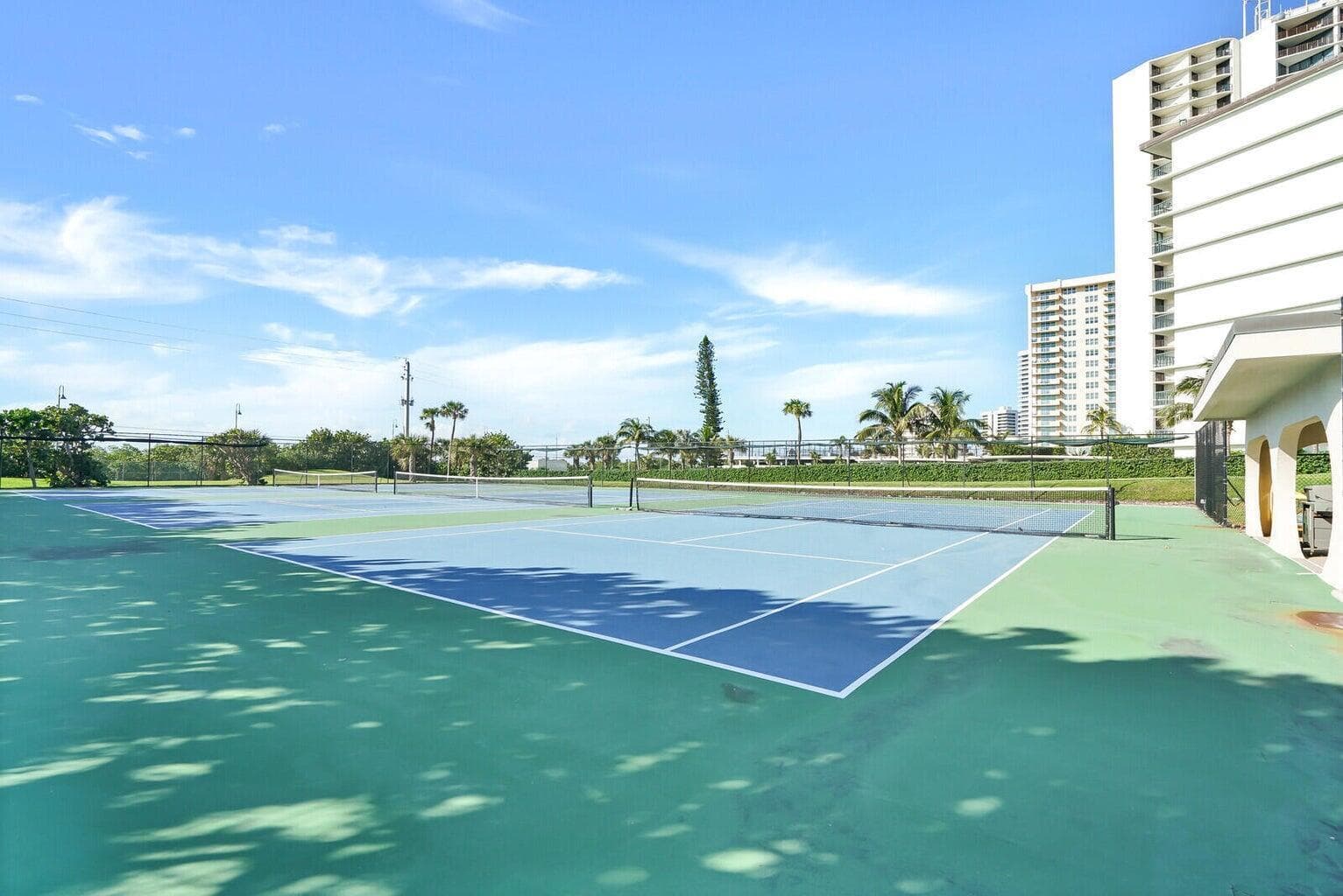 5380 N Ocean Drive 18j photo 7