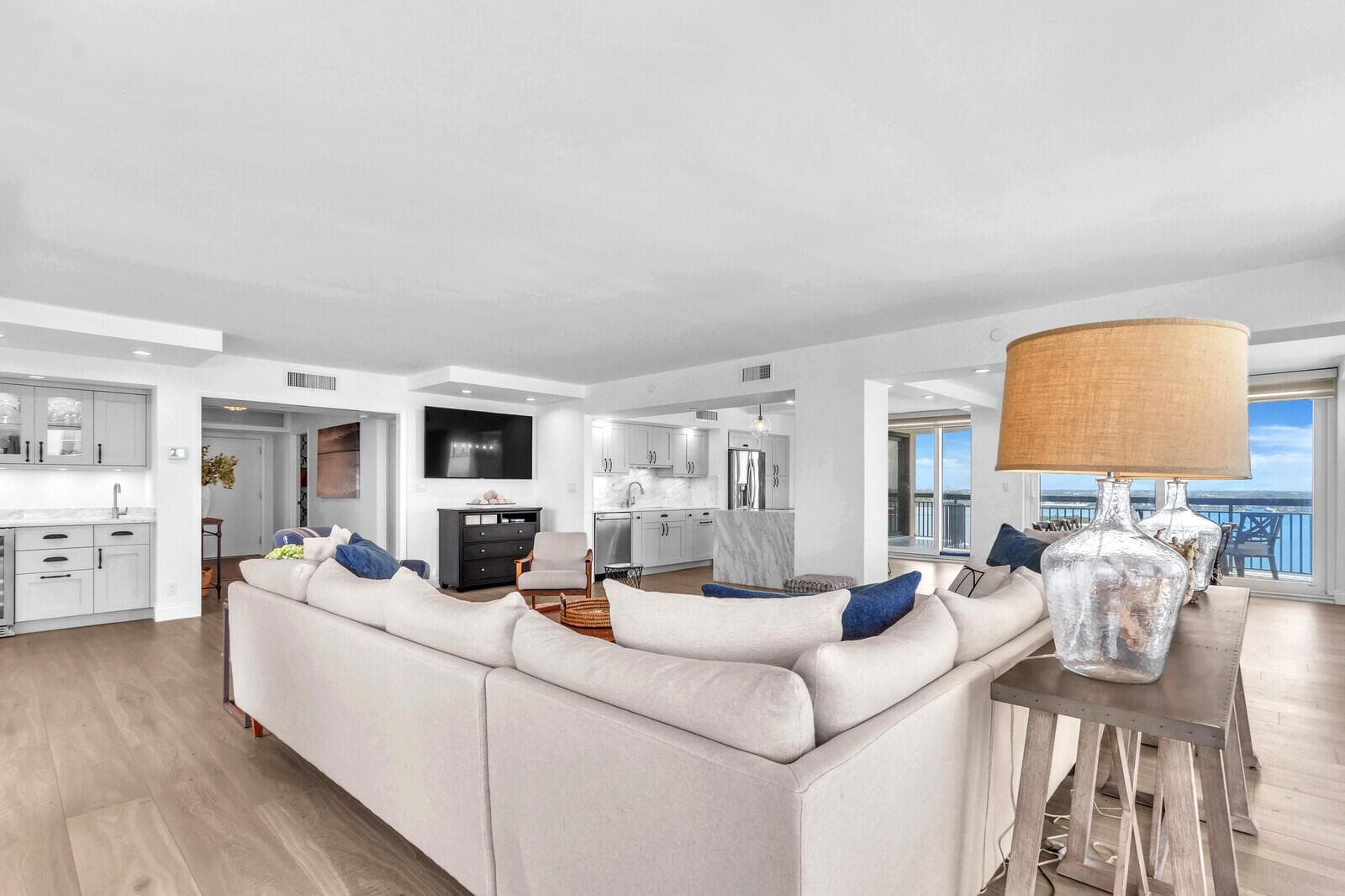 5380 N Ocean Drive 18j photo 19