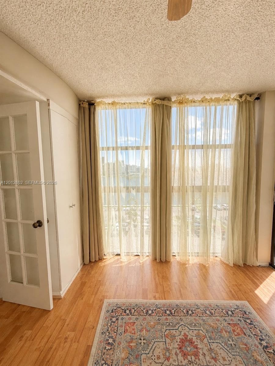 200 Leslie Dr 624 photo 9