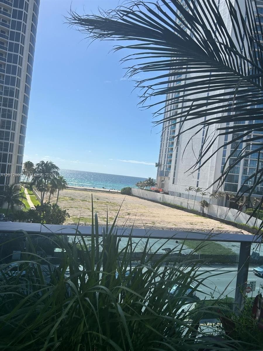 17550 Collins Ave 1204 photo 12