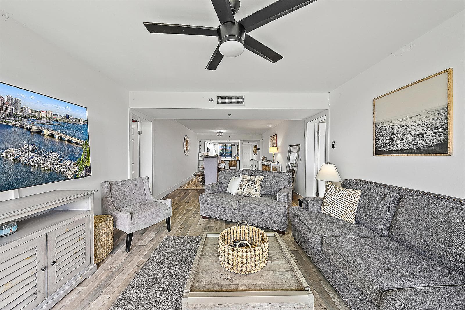 101 S Seas Drive 105 photo 11