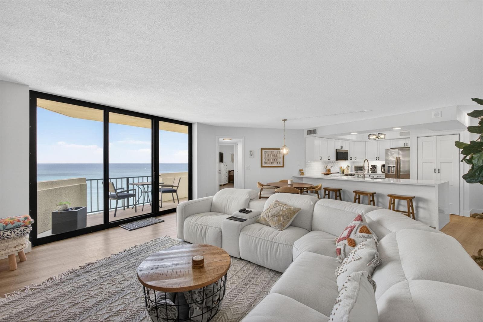 2800 N Ocean Drive A-19c photo 12