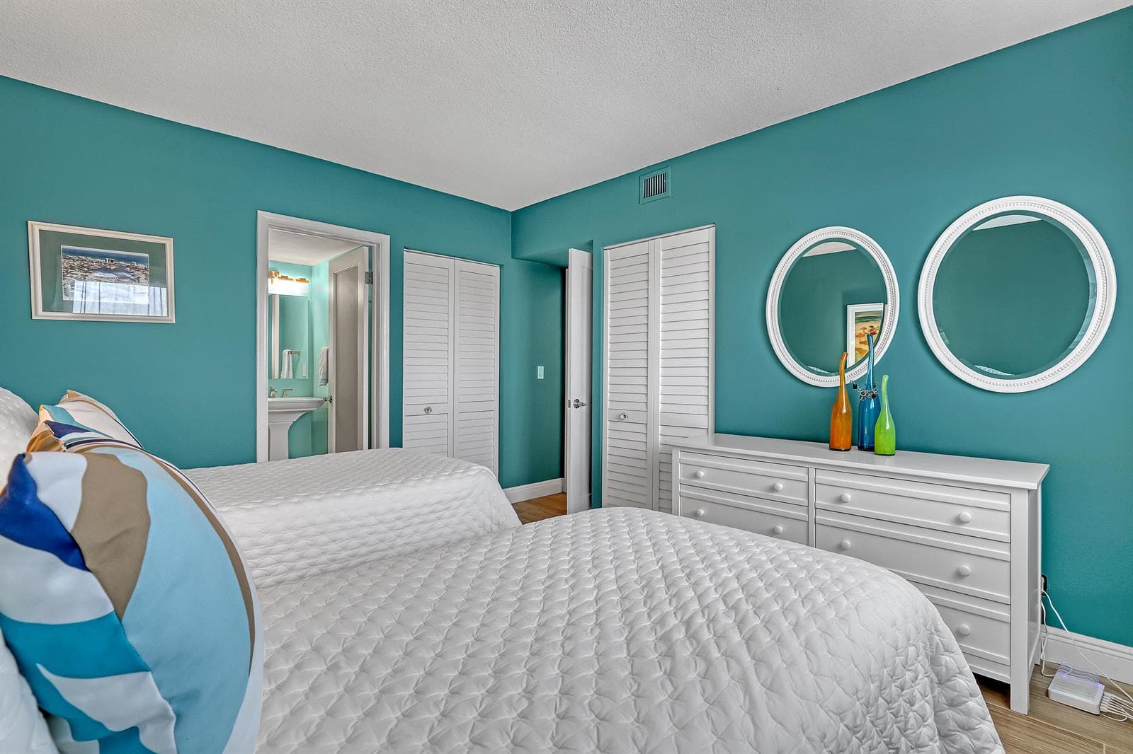 921 Spanish Circle 435 photo 19