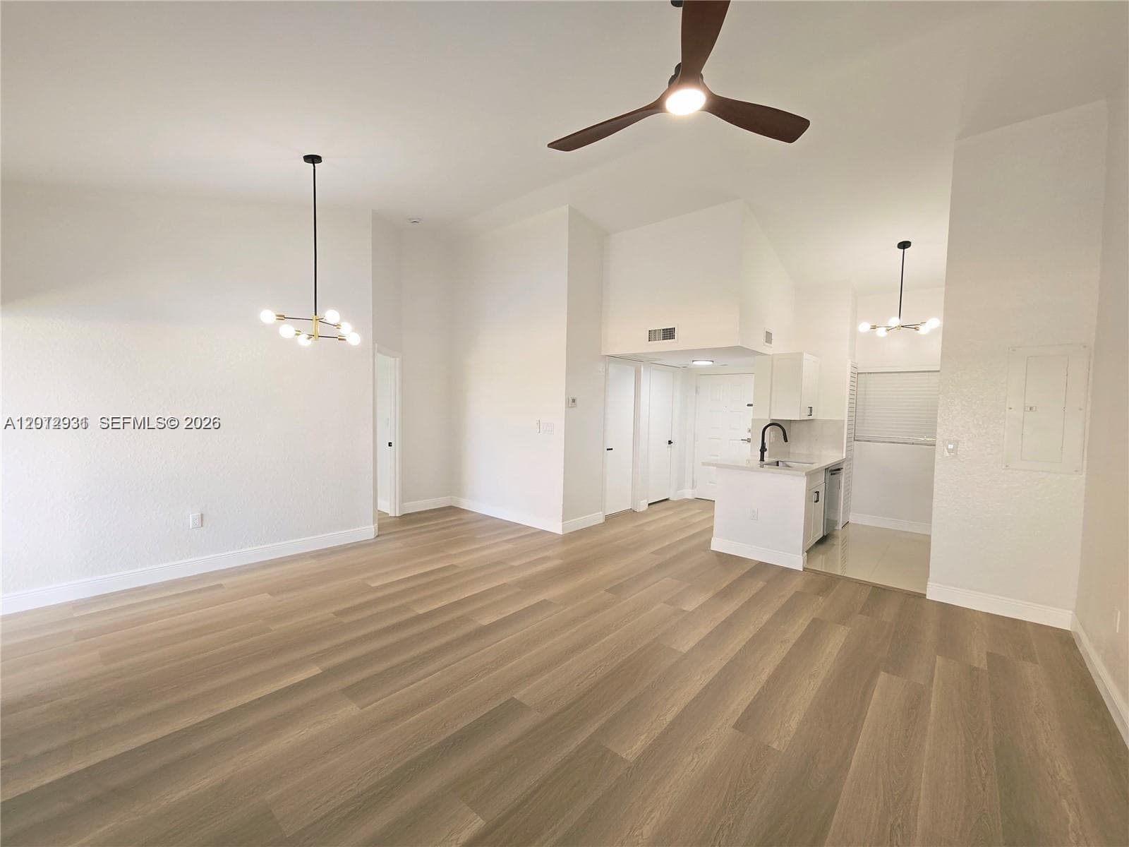 2881 Oakland Forest Dr 310 photo 5