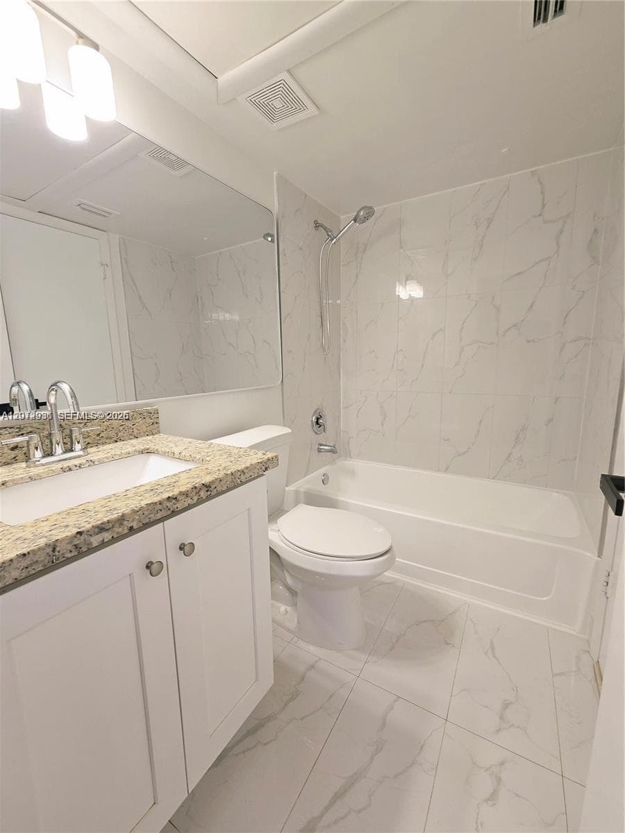 2881 Oakland Forest Dr 310 photo 11