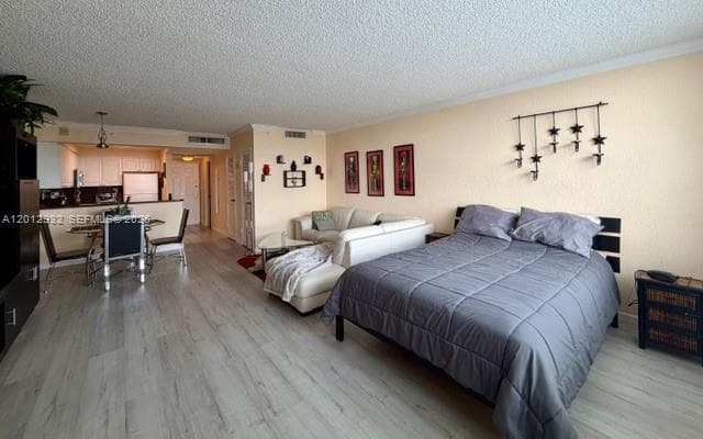 2501 Ocean Dr 1627 photo 1