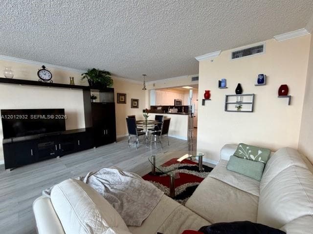 2501 Ocean Dr 1627 photo 5