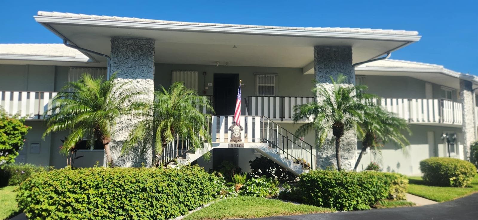 5510 N Ocean 206 photo 1