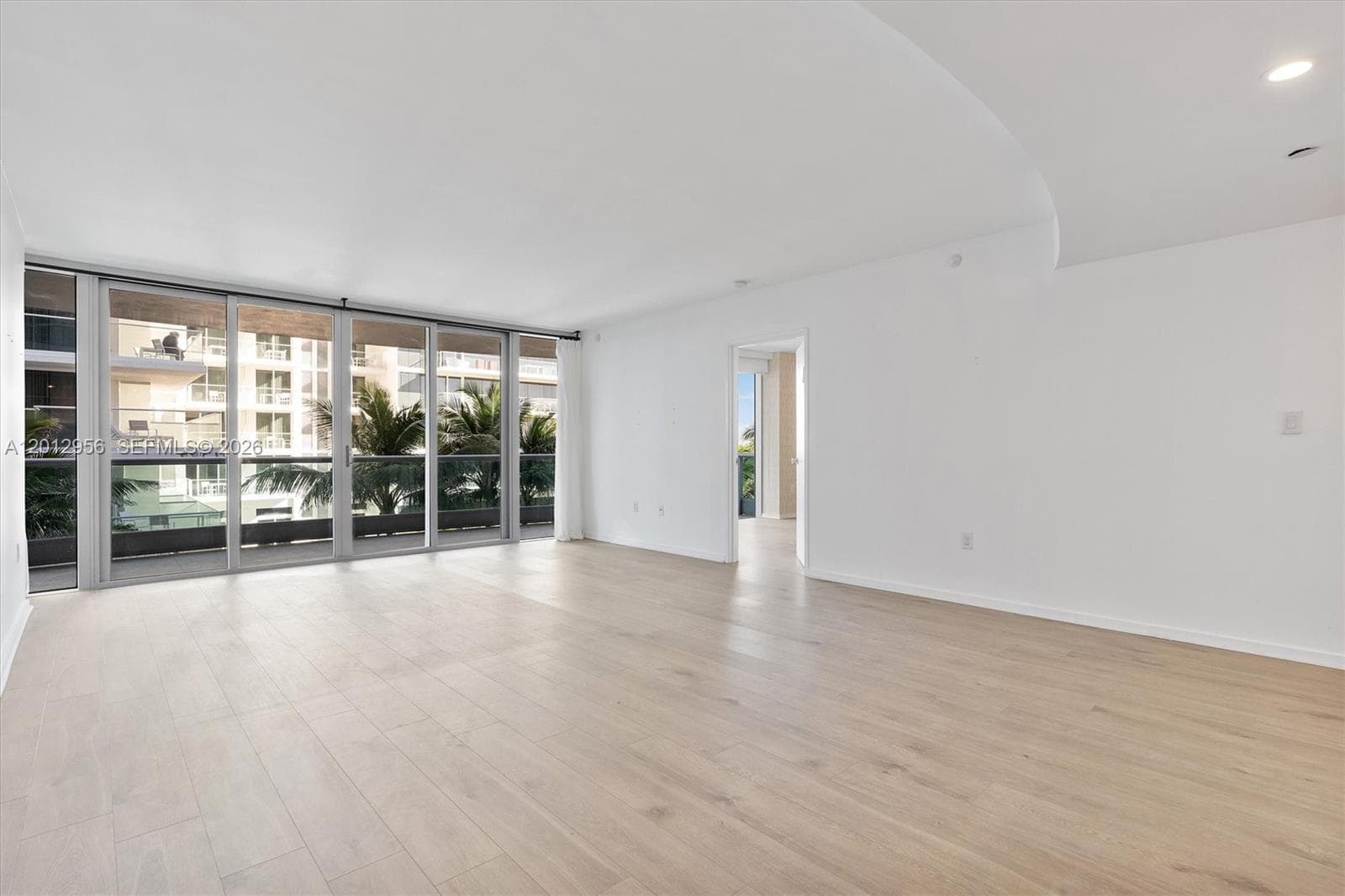 9401 Collins Ave 505 photo 7