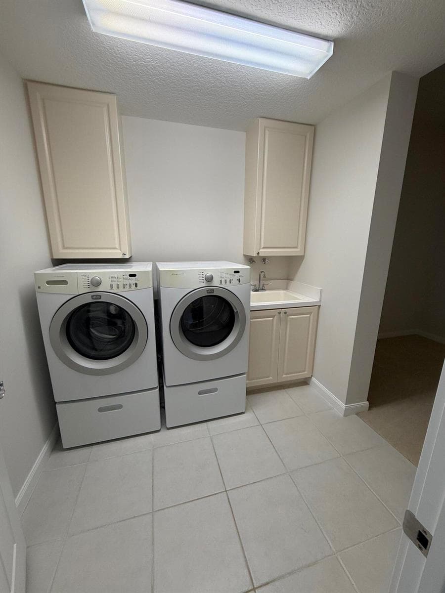 4 Harbour Isle Drive E Unit 204 photo 23