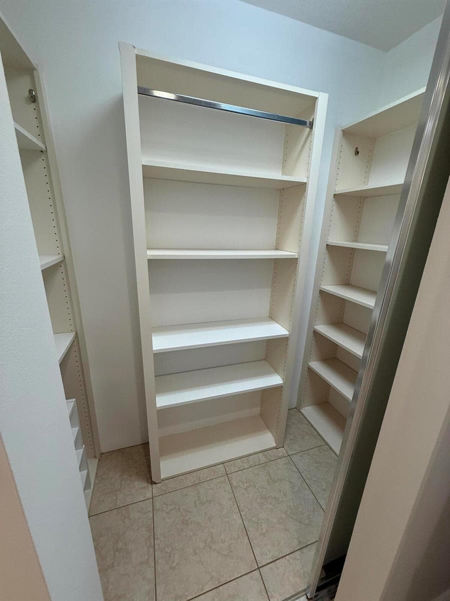 4 Harbour Isle Drive E Unit 204 photo 15