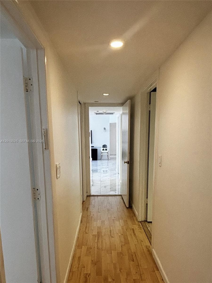 19355 Turnberry Way 14F photo 4