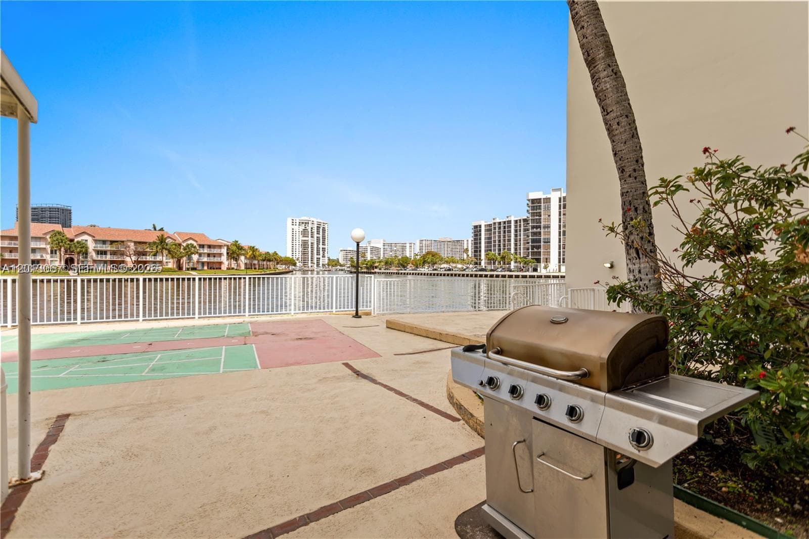 3800 S Ocean Dr 1016 photo 18