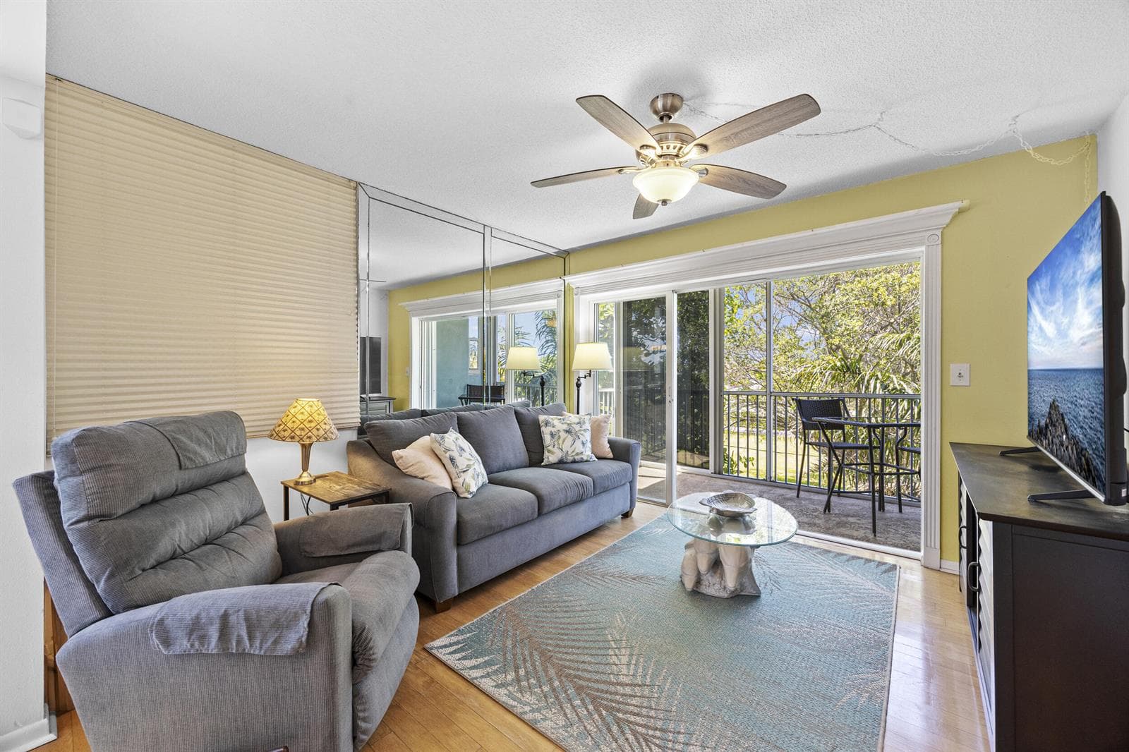 1820 New Palm Way 308 photo 10