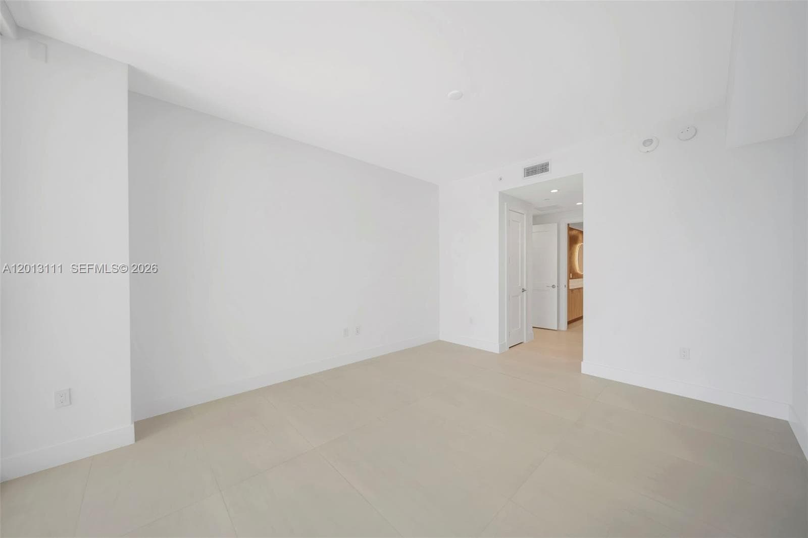 153 Seabreeze Blvd 801 photo 22