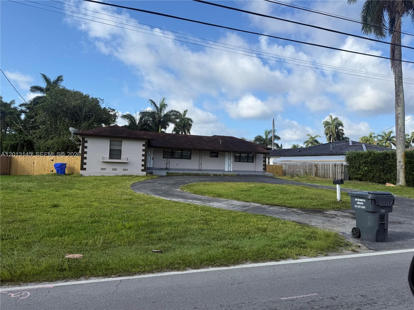 2830 Johnson St 1 photo 4