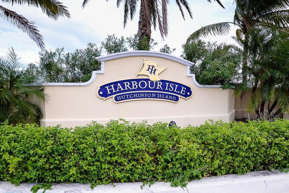 27 Harbour Isle Drive W 305 photo 25