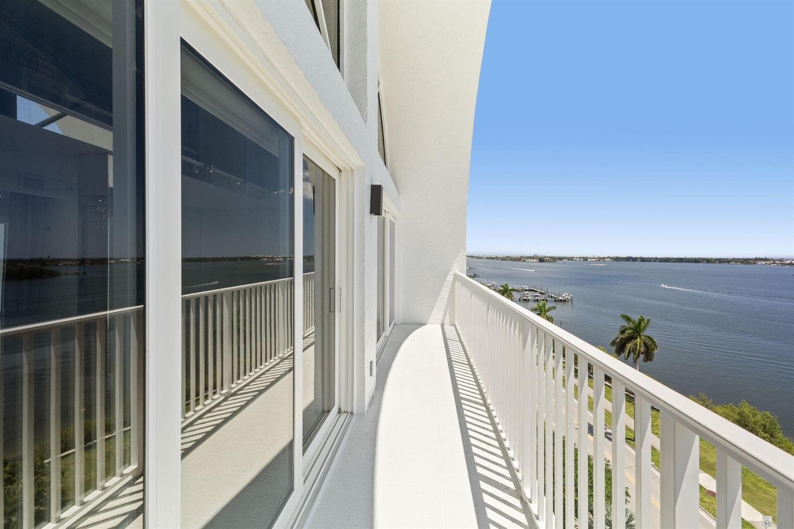 3901 S Flagler Drive 1002 photo 11