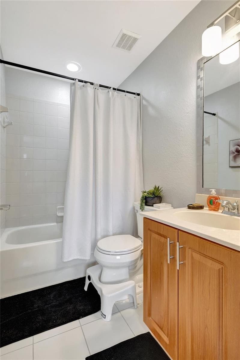 2037 Nassau Drive 2037 photo 23