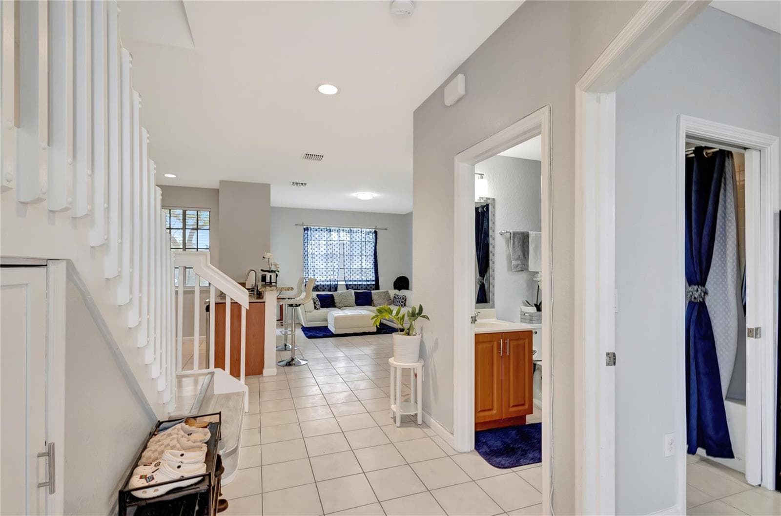 2037 Nassau Drive 2037 photo 7
