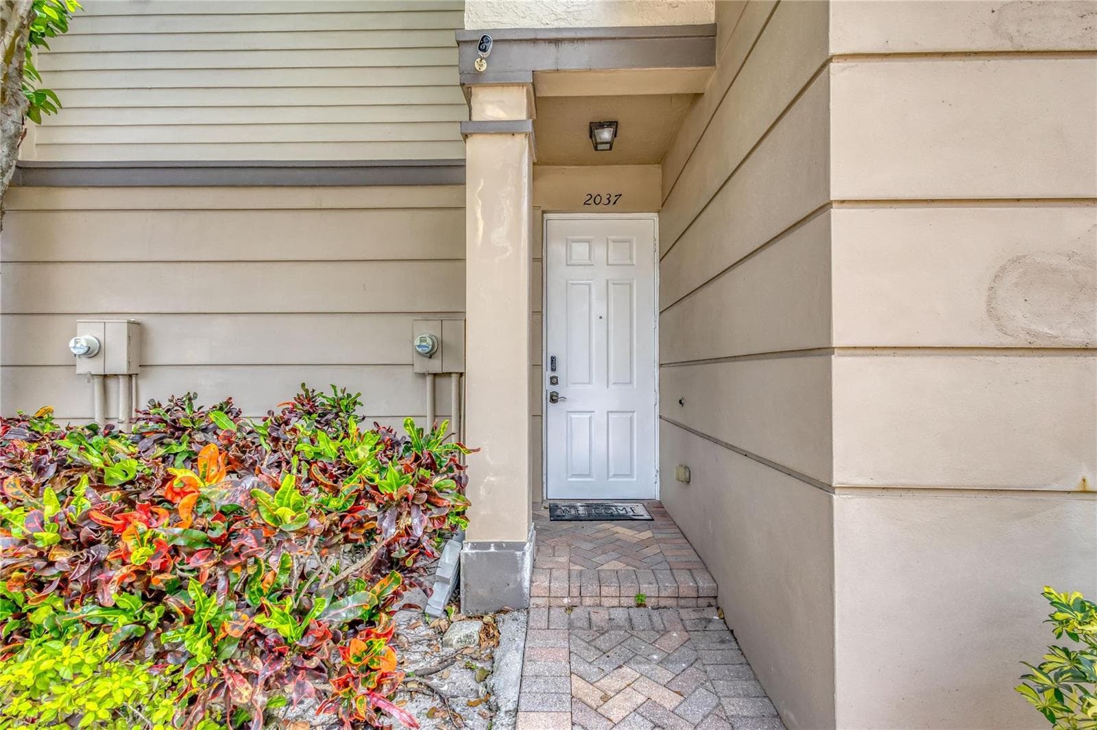 2037 Nassau Drive 2037 photo 4