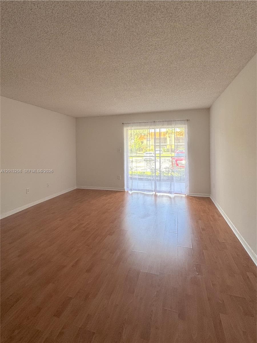 1281 46th Ave 2505 photo 4