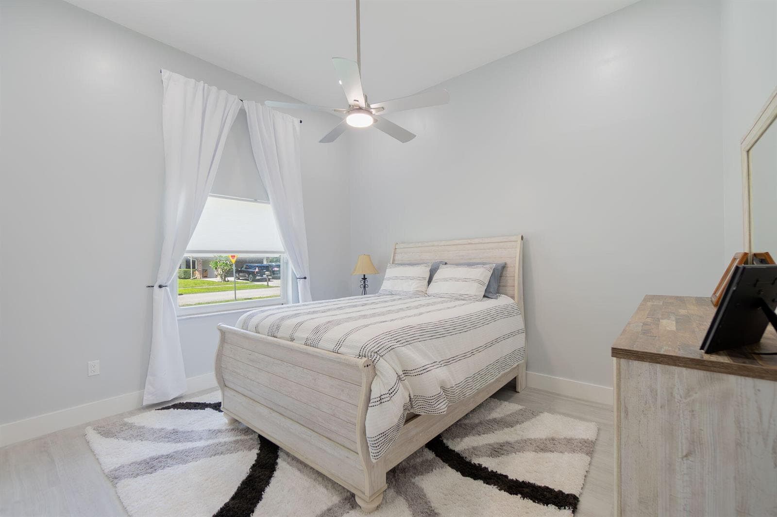13621 Barberry Drive photo 20
