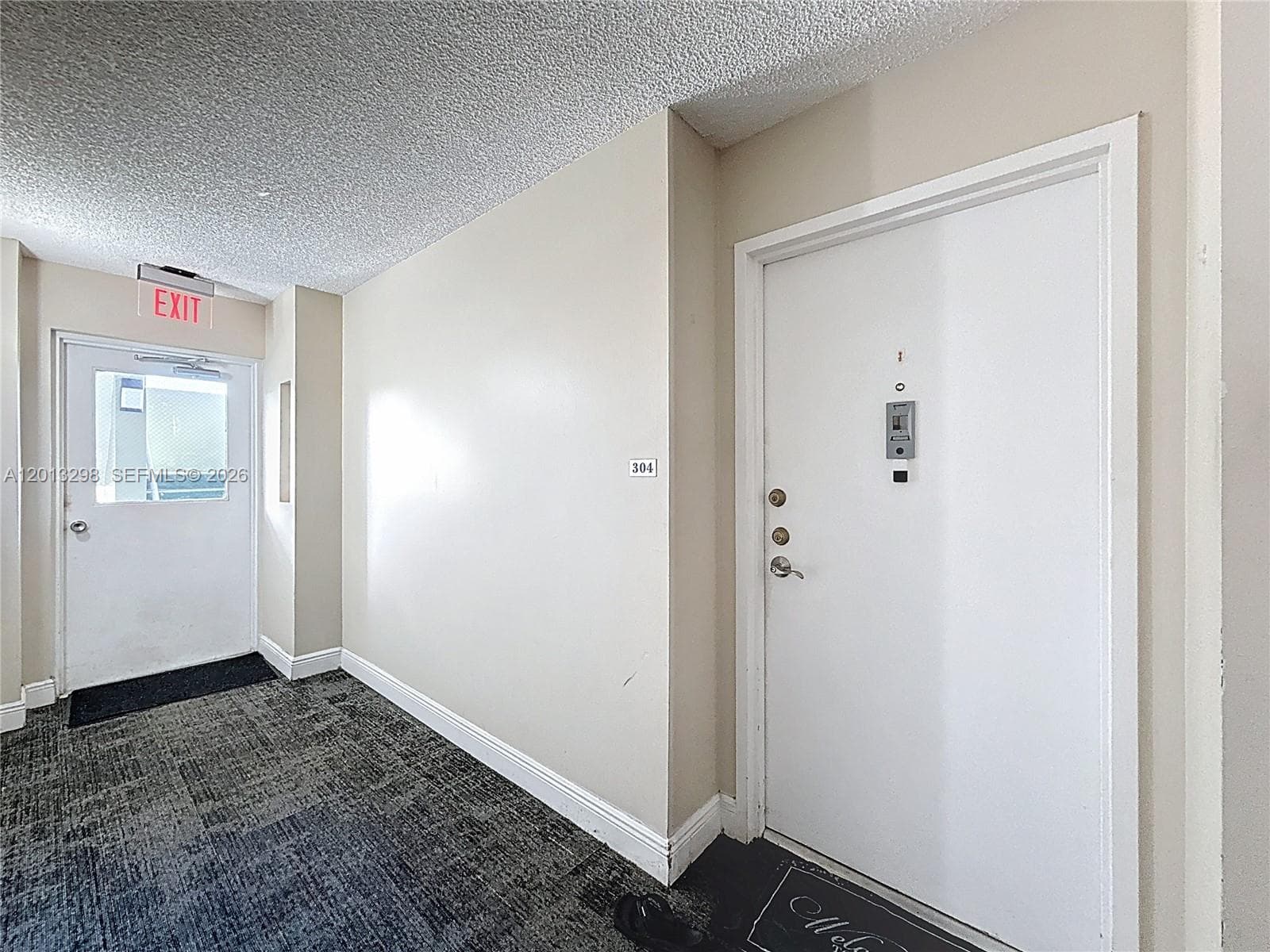 2751 Taft St 304 photo 2