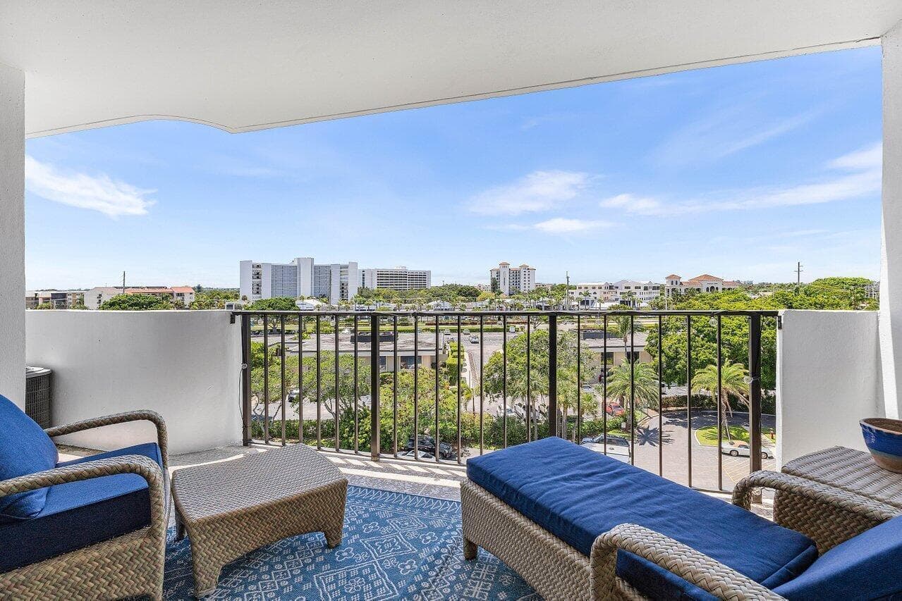 1208 Marine Way 506 photo 25