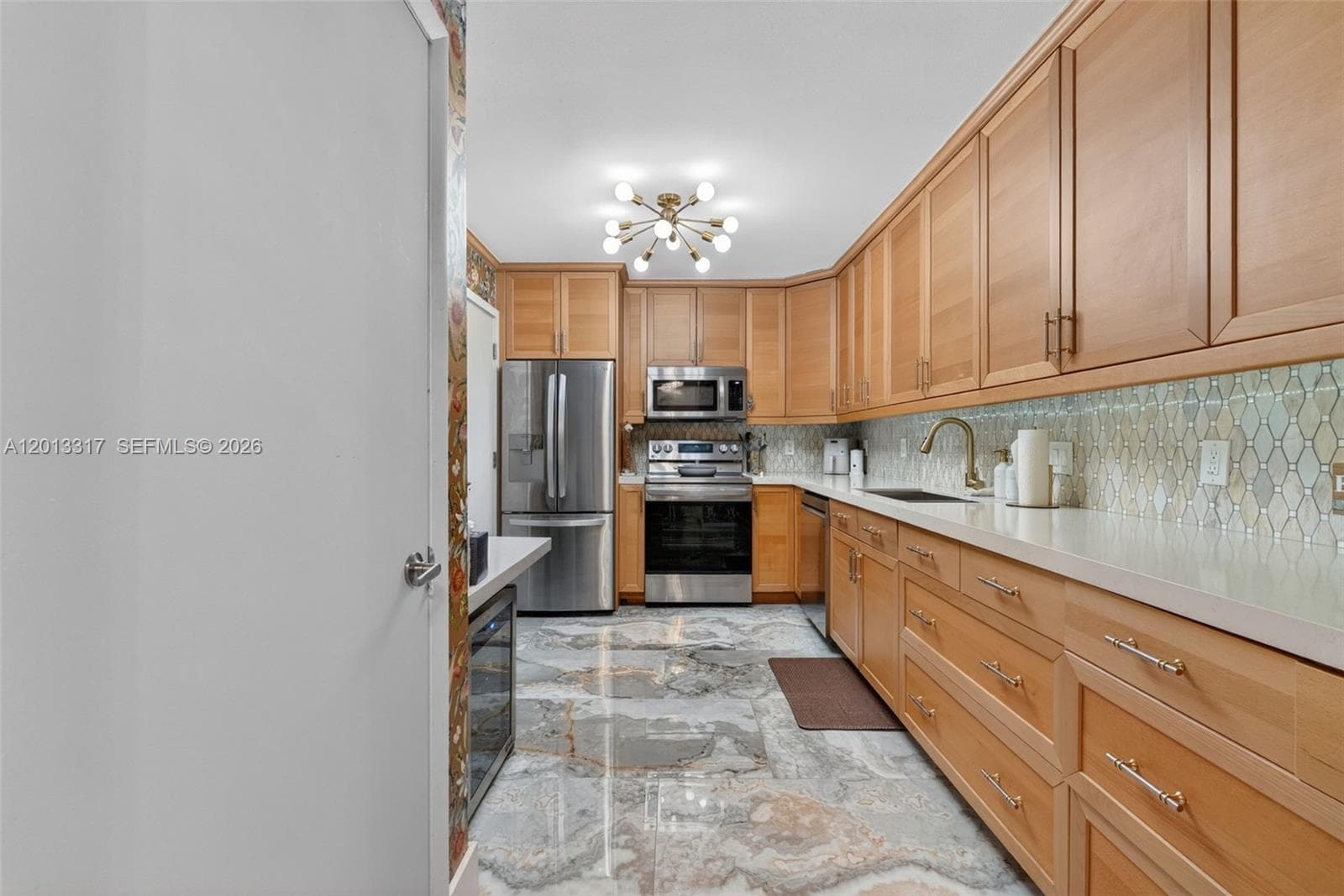 1880 Ocean Dr 705 photo 6