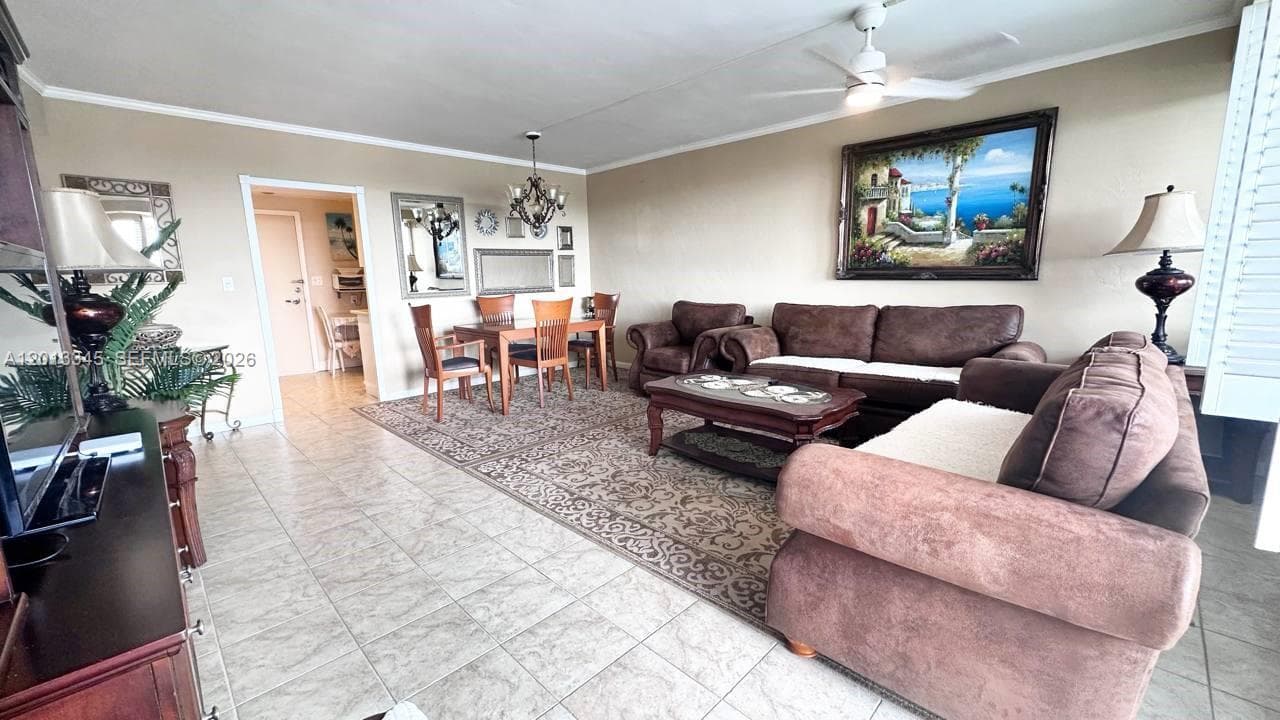 3200 NE 36th St 504 photo 6
