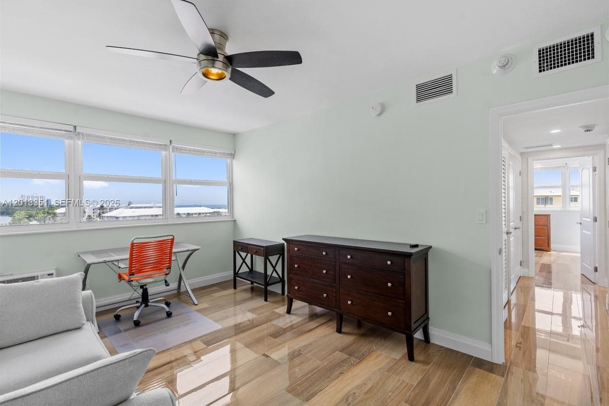 1920 S Ocean Dr 701 photo 16
