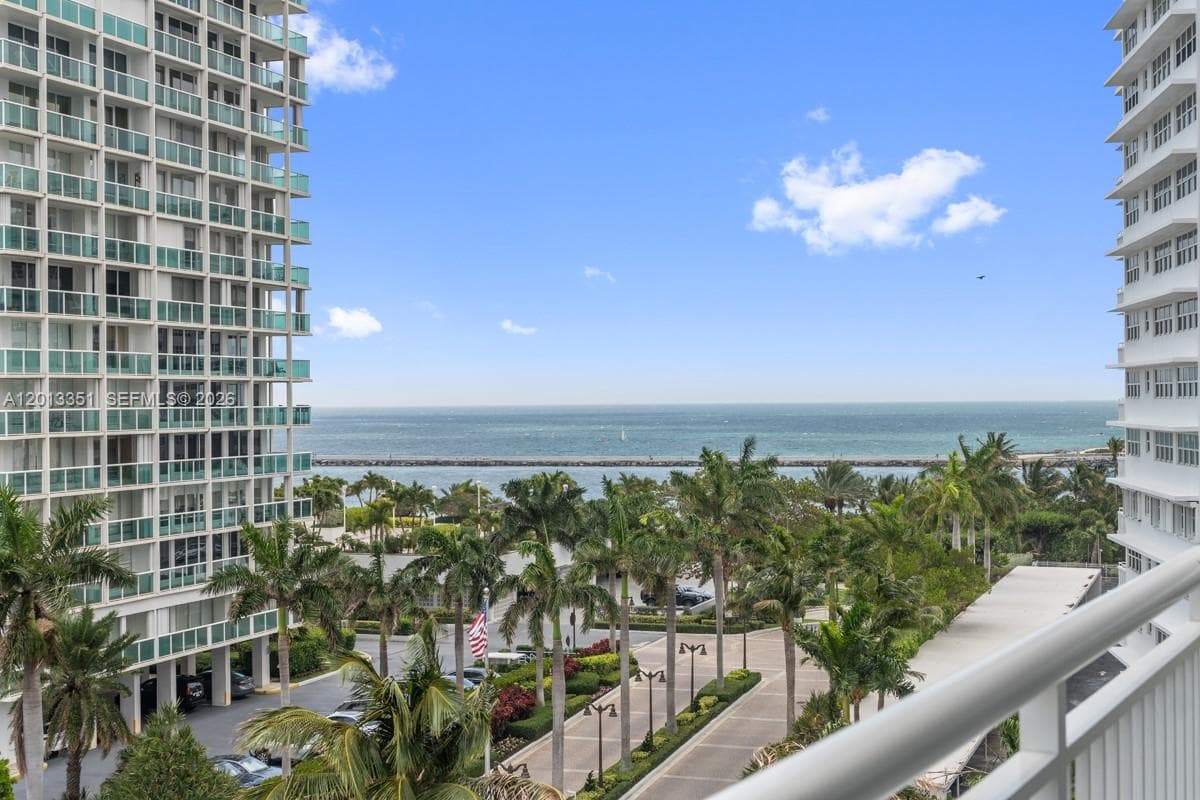 1920 S Ocean Dr 701 photo 7