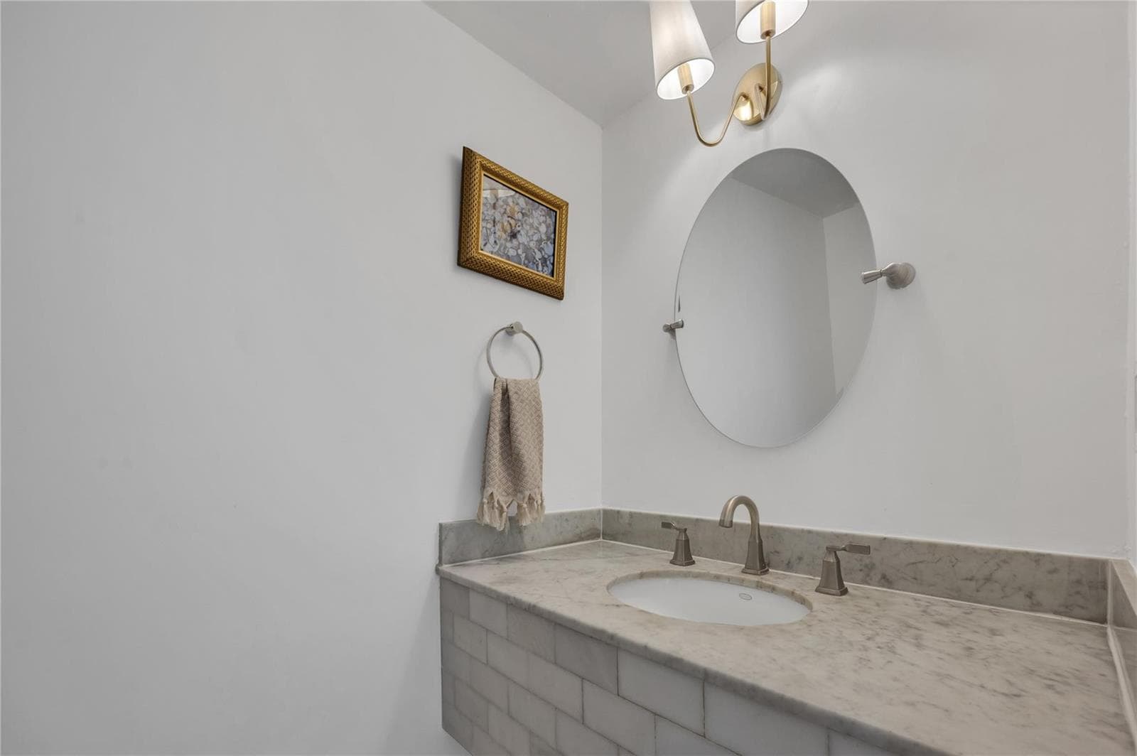 314 Poinciana Drive 806 photo 2