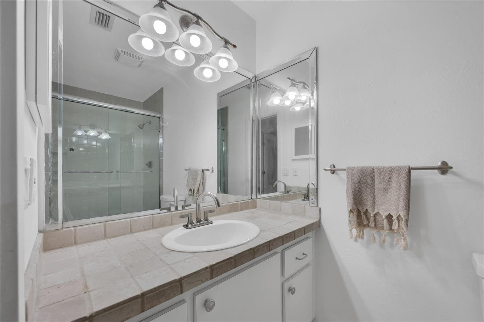 314 Poinciana Drive 806 photo 12