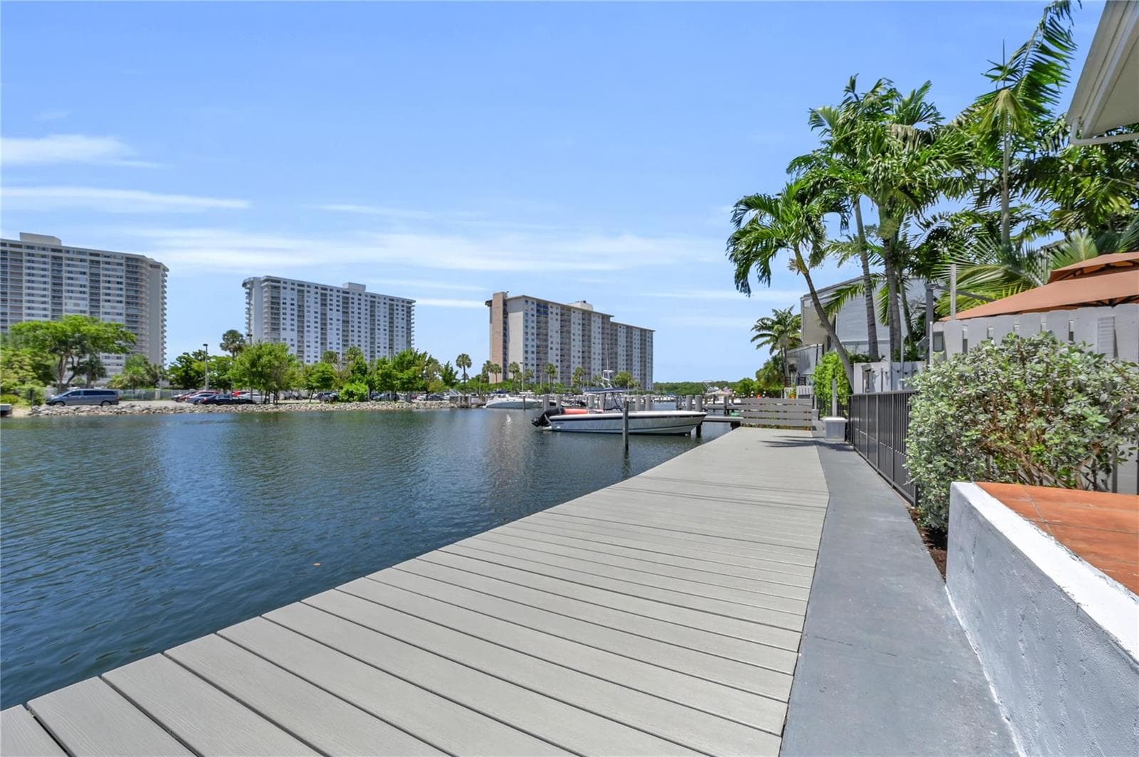 314 Poinciana Drive 806 photo 24