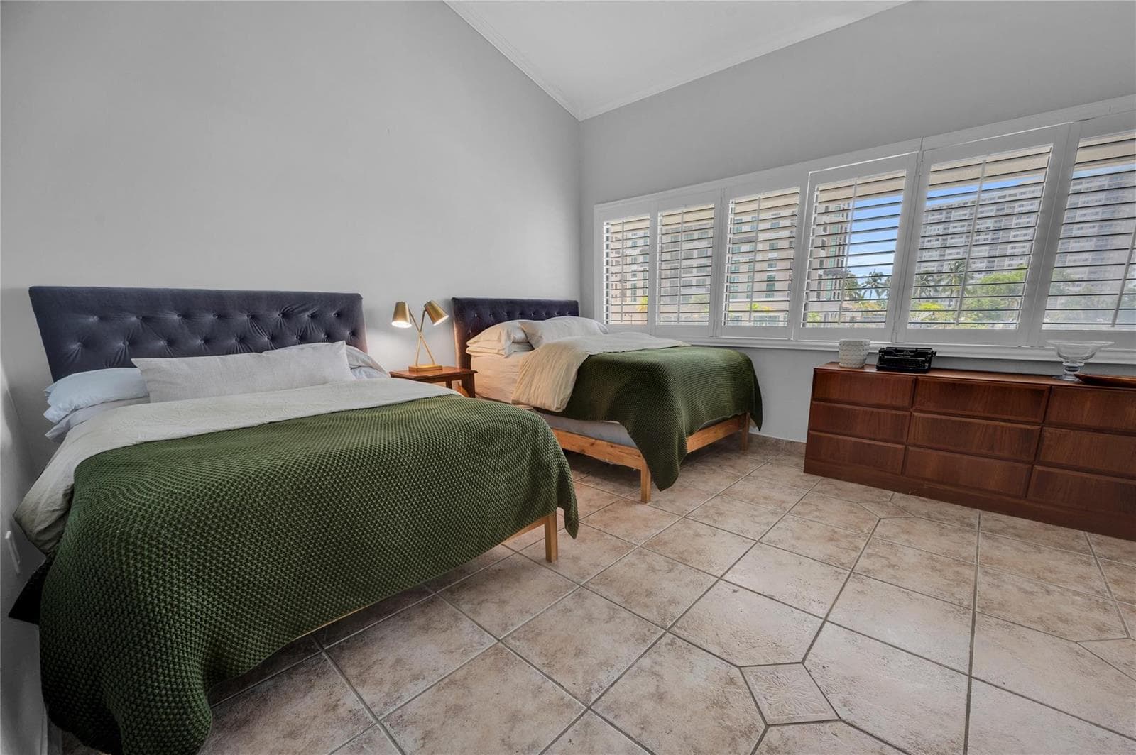 314 Poinciana Drive 806 photo 18