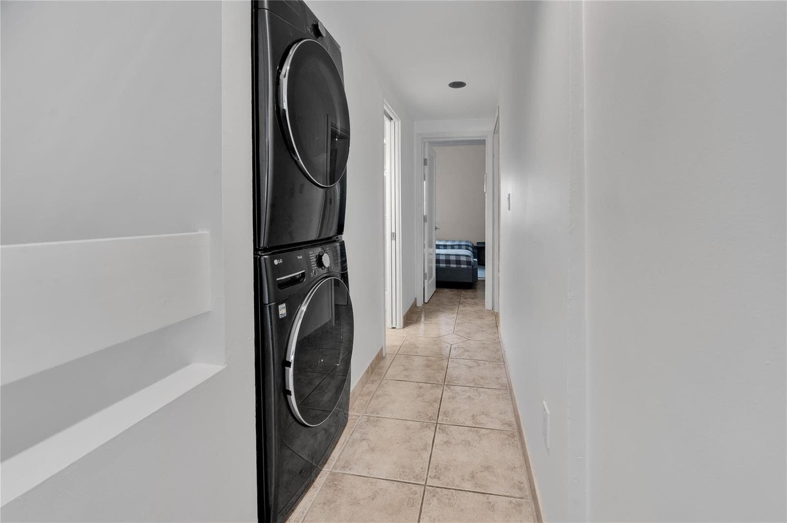 314 Poinciana Drive 806 photo 11