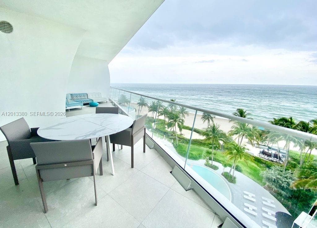 16901 Collins Ave 701 photo 1