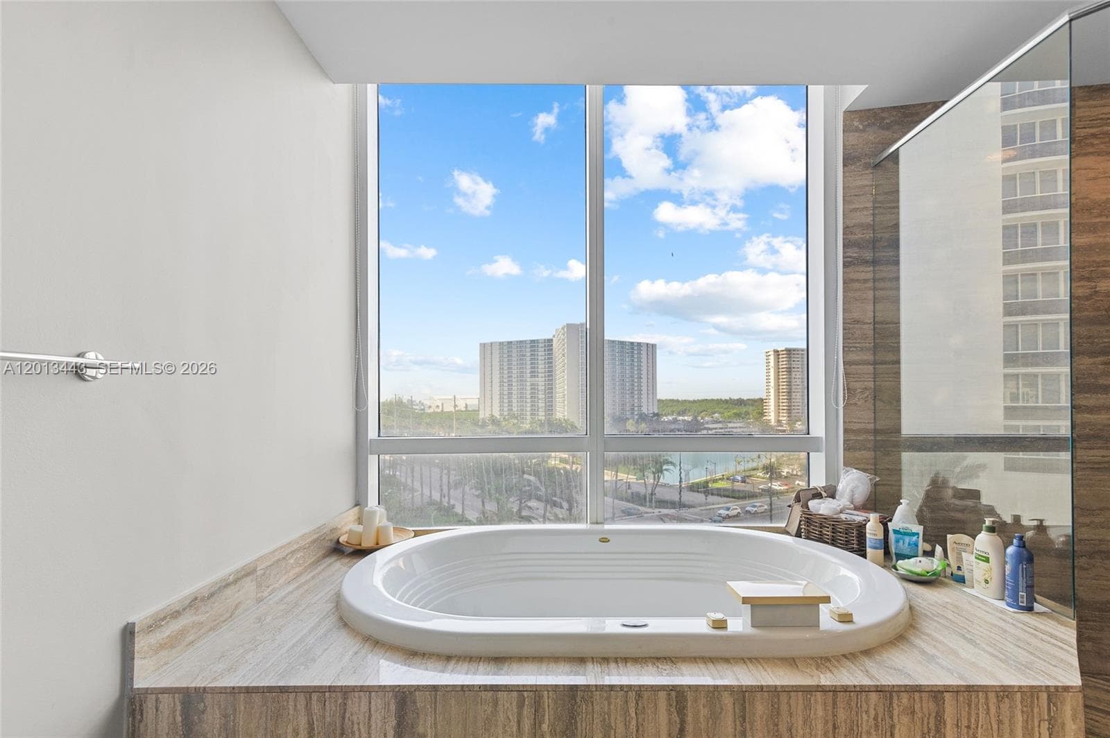 16001 Collins Ave 506 photo 17