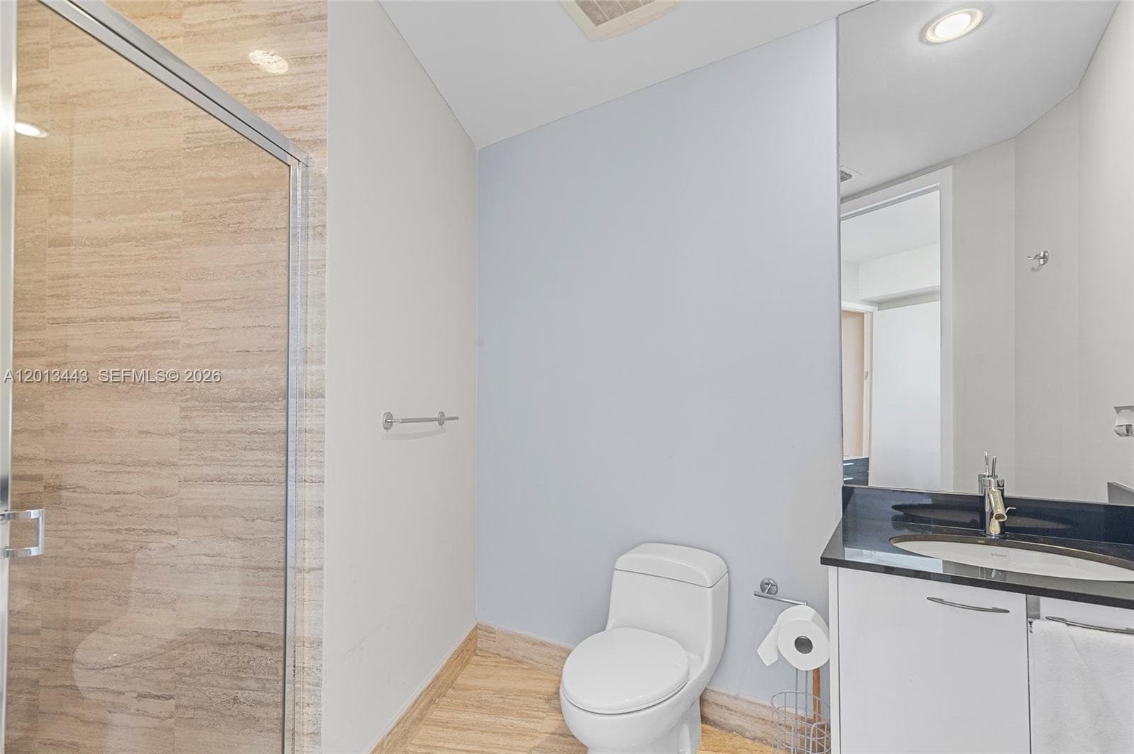 16001 Collins Ave 506 photo 20