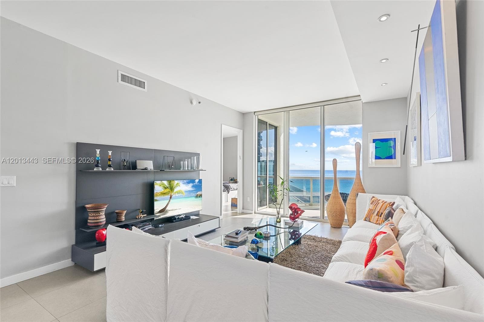 16001 Collins Ave 506 photo 9