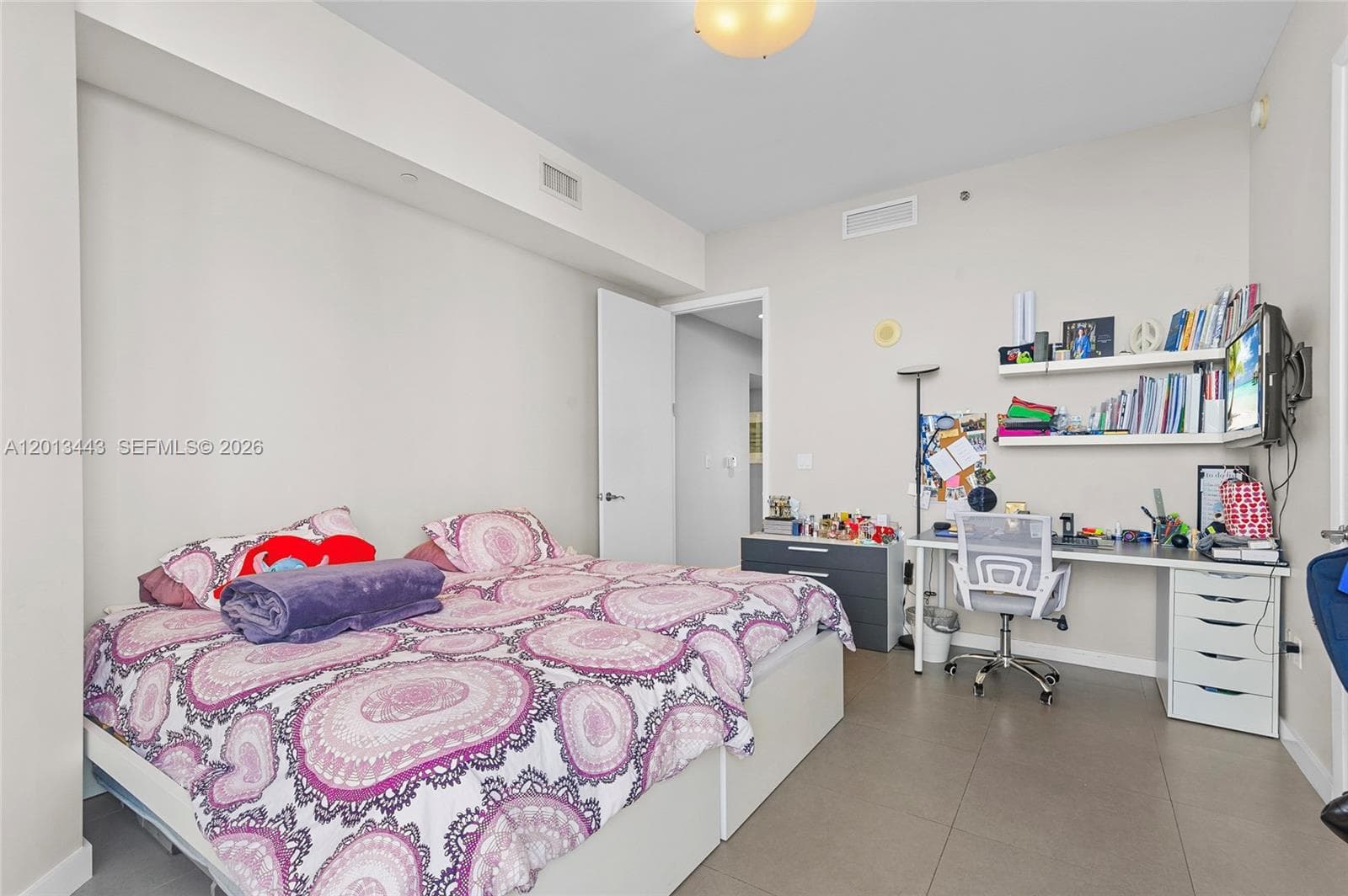 16001 Collins Ave 506 photo 19