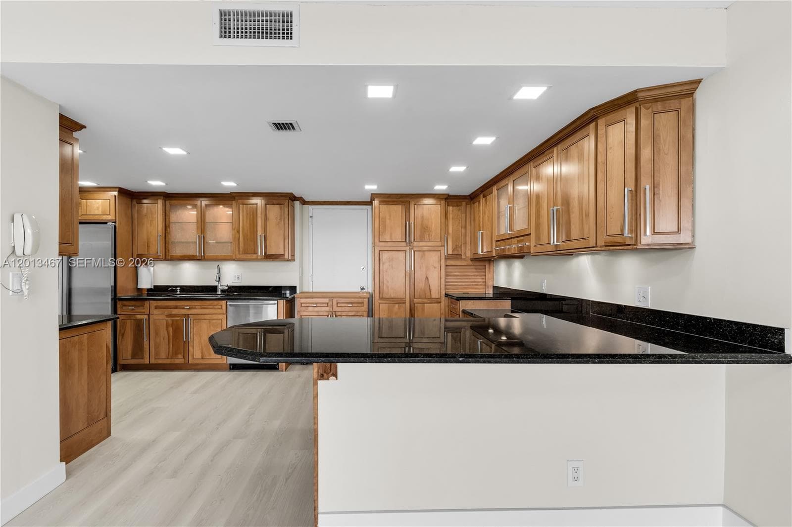 1800 114th St 601 photo 17