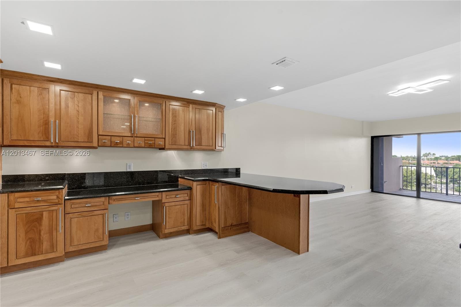 1800 114th St 601 photo 16