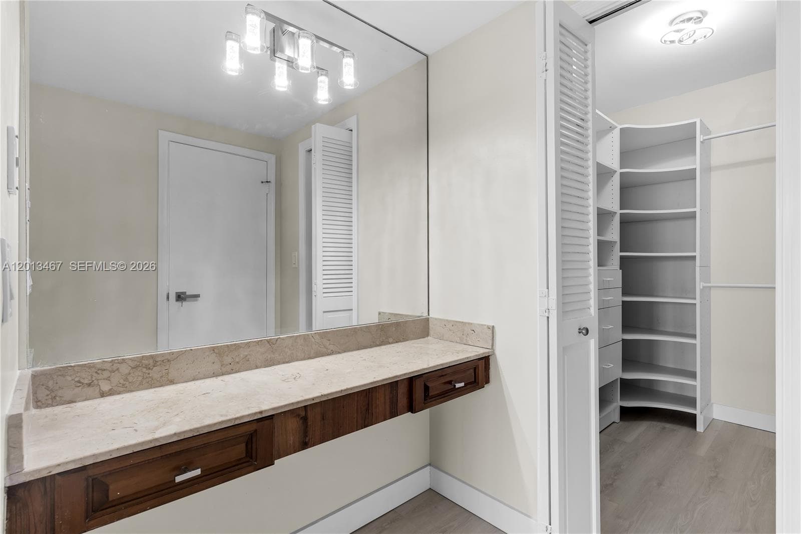 1800 114th St 601 photo 9